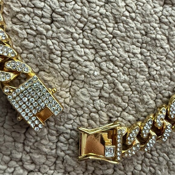 Gold and Silver Sparkly Chain! - Picture 1 of 5